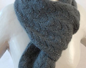 woman days slate color hand-knitted scarf