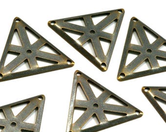 Set of 2 triangle brass connector