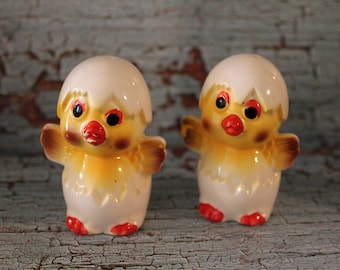 Vintage Hatching Chick in Egg Salt and Pepper Shakers