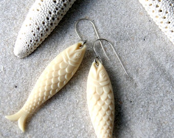 Fish Earrings - Vintage Ivory Colored Fish Earrings