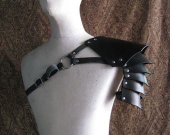 Leather Pauldron/Shoulder Armor
