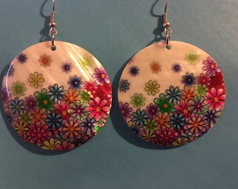 Mother of pearl flower earrings earrings O31