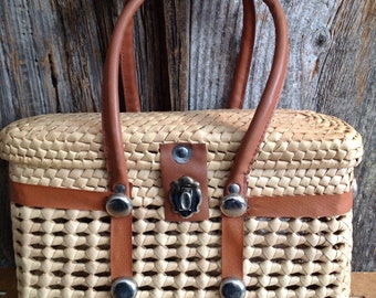 Vintage Wicker Purse basket purse/wicker/vintage/top handle bag/