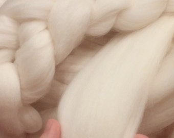 25% OFF SUPER SALE! Merino 23 micron Super Soft Natural White Wool Top Roving Fiber, Chunky Knit Blanket throw, Spin, Felting Crafts