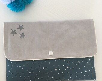 Diaper pouch