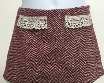 Wool skirt. Fully lined. Lace trim. Size 3-4. Burgundy herringbone tweed.