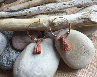 Bohemian hoop earrings with old pink tassels