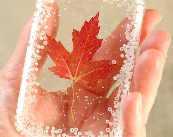 Paperweight/Suncatcher with real Maple Leaf