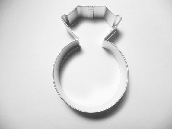 cake ring and cookie cutter set