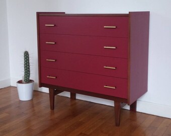 "Unusual" vintage Dresser