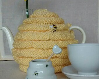 Beehive Tea Cozy - Tea Lover - Bee Lover - Hand Knitted Tea Cosy with Bee Motif