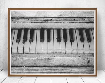 Piano Print, Piano Keys Photo, Piano Poster, Black and White, Wall Decoration, Home Decor, Classic Print, Classic Poster, Original Wall Art