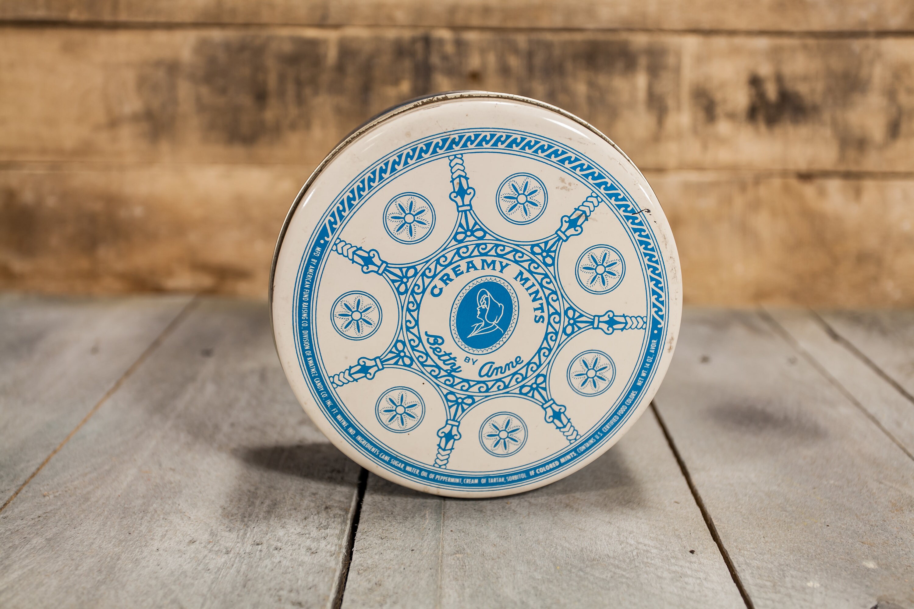 Vintage Betty Anne Creamy Mints Blue White Tin Round Decorative ... Vintage Betty Anne Creamy Mints Blue White Tin Round Decorative ...