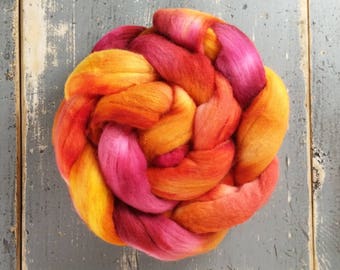 Merino Hand Dyed Roving (Combed Top) Hand Painted 4 oz - Plumeria