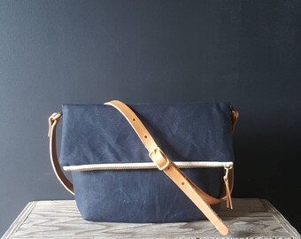 Small Waxed Canvas Foldover - Navy