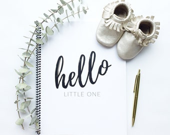 Baby Book | Modern Baby Album, Baby Journal, Gender Neutral, Baby Shower Gift, Scrapbook, Baby Boy, Baby Girl, Pregnancy Journale