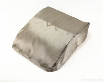 CUSTOM DUST COVER for Typewriter Olivetti Lettera 32/22 pluma - vintage typewriter- portable typewriter - working typewriter - gift
