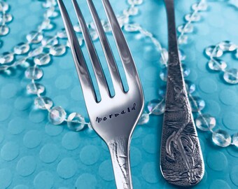 Set of 2 Wedding Forks, Couples gift, bride and groom forks, wedding accessories, mermaid wedding, nautical theme, custom spoons, anchors