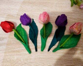 Flower brooch, Tulip brooch, Felted brooch