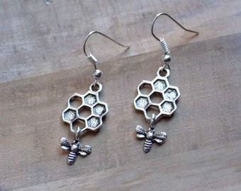 Honey Comb Earrings - Bee Earrings - Vintage Silver - Honey Bee - Gifts for her