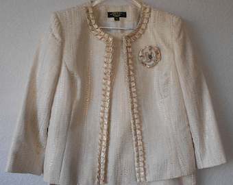 TAHARI Arthur S Levine LUXE petite women's two-piece skirt suit/beige gold accent/Tahari women's business skirt suit/size 12 P