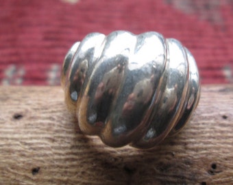 Vintage Sterling Silver Dome Ring Size 7