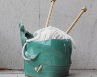 Handmade yarn bowl, knitting bowl, gift ideas for mom, crochet bowl, handmade pottery, ceramic yarn bowl, gifts for grandma, unique gifts