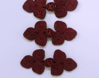 Dark red frog closure. 3 scroll. Set of 3