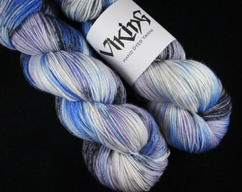 SALE!! Ready to ship - Hand Dyed Yarn - Hand Dyed Sock Yarn - Superwash Merino Wool, Cashmere & Nylon, hand dyed in 'Chill'