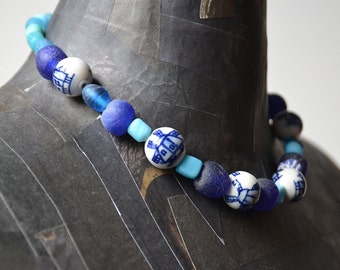 Dutch Delft blue beaded necklace