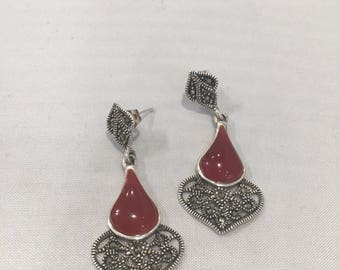Earrings in silver and carnelian
