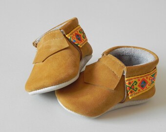 Boho Baby Suede Moccasins Soft Soles Baby Slippers Baby loafers Baby Slip-ons Boho Baby Shower gift Mexican baby Saffron Moccs Crib shoes