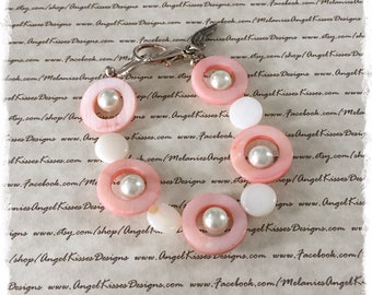 Summer Shell Bracelet- Peaches N Cream