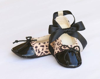 Cheetah Baby Shoe, Animal Print Toddler Ballet Slipper, Little Girl Ballet Flat, Dance Shoe, Crib Shoe, Baby Bootie, Baby Souls Baby Shoes