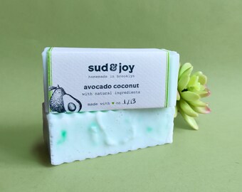 avocado coconut Soap / homemade soap / natural soap / bar soap / hand soap / body soap / bath soap / valentines day gift