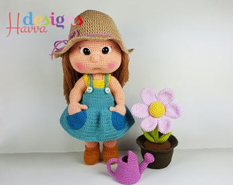 Crochet Pattern - Mia The Gardener (Amigurumi Doll Pattern)