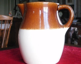 ROSEVILLE POTTERY PITCHER - 6" tall with @ 30 capacity