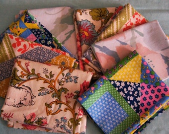 Set of 8 Vintage Sheet Fat Quarter Bundle 4 of Each