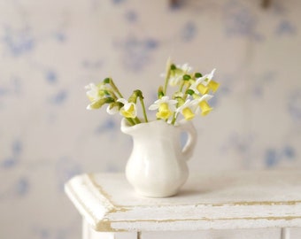 TO ORDER - Daffodils, scale 1/12, dollhouse decor, dollhouse flowers, dollhouse miniatures