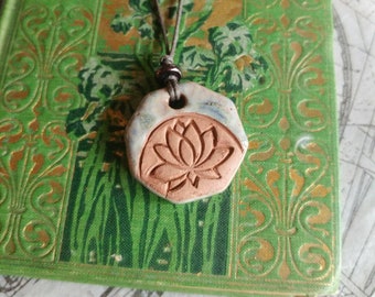 Essential Oil Necklace/ Terracotta Necklace / Aromatherapy Necklace/ Personal Diffuser