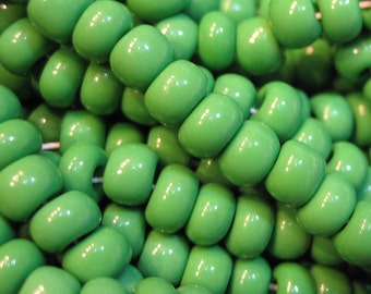 1/0 Opaque Medium Green Large Hole Czech Glass Seed Beads