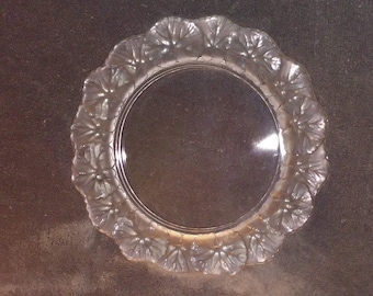 Honfleur Dinner Plate by Lalique (Crystal)