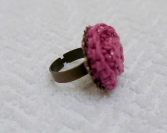 This beautiful ring with a crochet flower