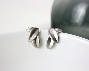Silver branch - rhodium-plated earrings A45
