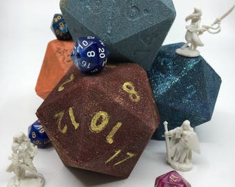 D20 Bath Bomb With a Surprise Inside! Find a dice or a Reaper mini!