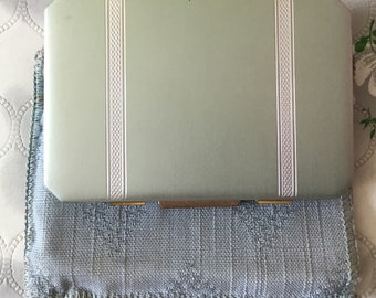 Vintage Stratton compact, 1940s Stratton star, 1950s Stratton powder compact, vintage compact, silver blue Stratton suitcase compact,