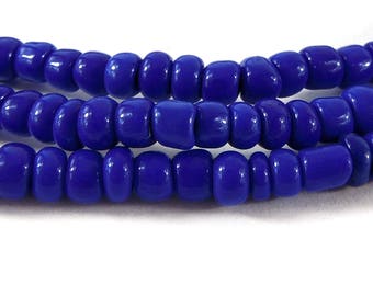 2 Strands Czech Seed Trade Beads Blue Uncirculated 118282