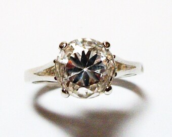 White quartz, white quartz ring, quartz ring, solitaire ring, white, s 6 3/4 " Snow Ball"