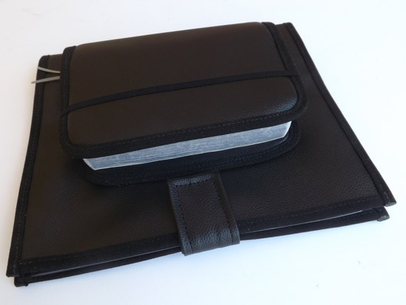 JW Ministry organizer with attached Bible cover in Black Faux JW Ministry organizer with attached Bible cover in Black Faux