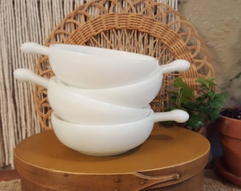 Vintage milk glass soup bowls. Glasbake milk glass handled bowls. Glass bake, vintage kitchen, farmhouse